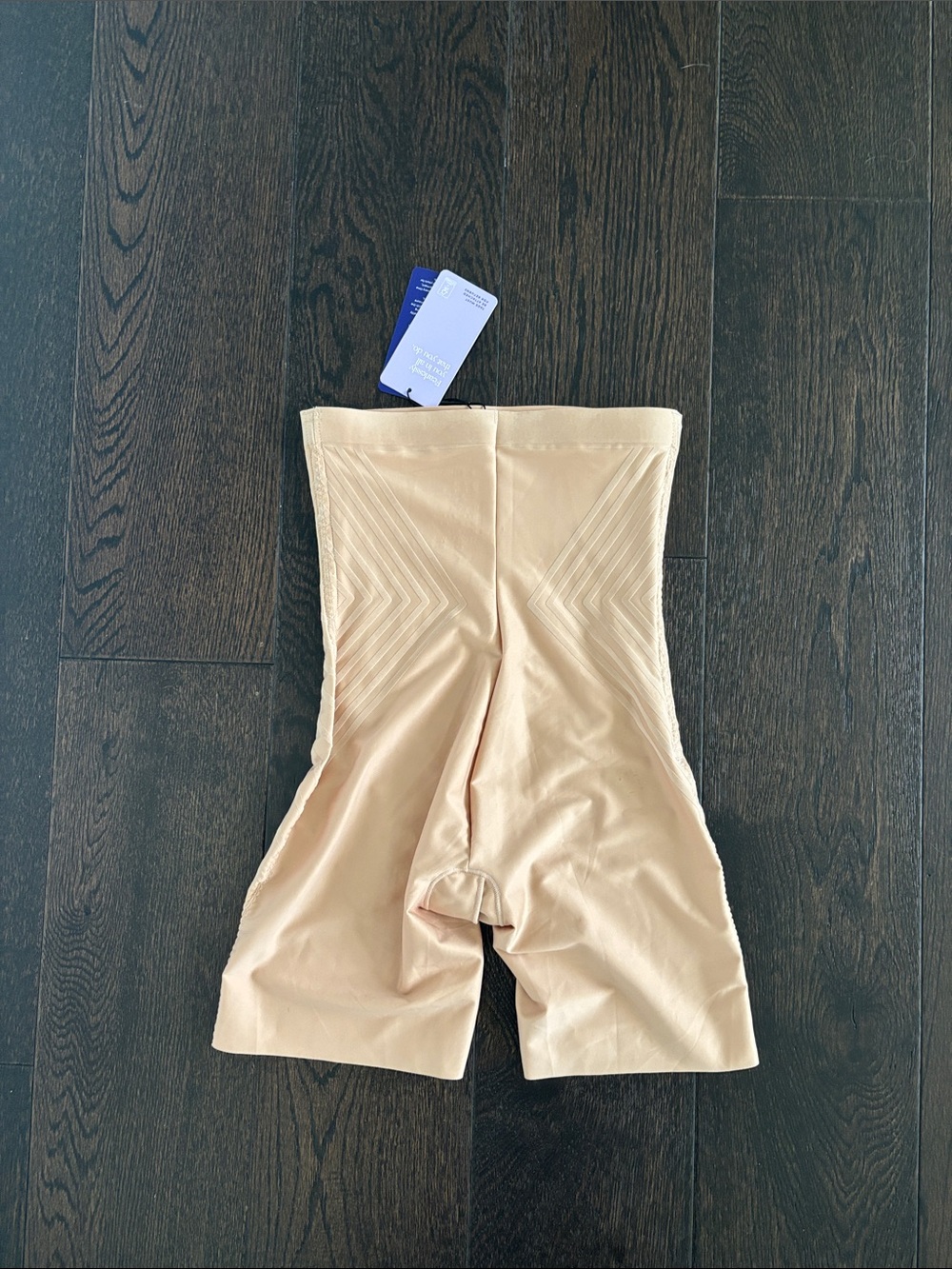Honeylove Sculpting High-Waist Shaping Shorts in Beige - Picture 5 of 7